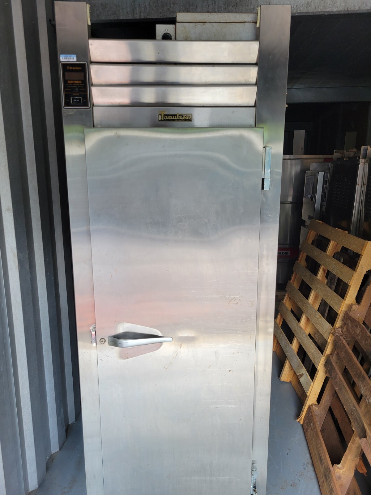 TRAULSEN MHT132WREFHS SINGLE DOOR REFRIGERATOR FREE SHIPPING 30 DAY WARRANTY