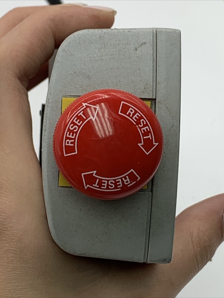 Euchner HBA-072949 30V/3A See Pics