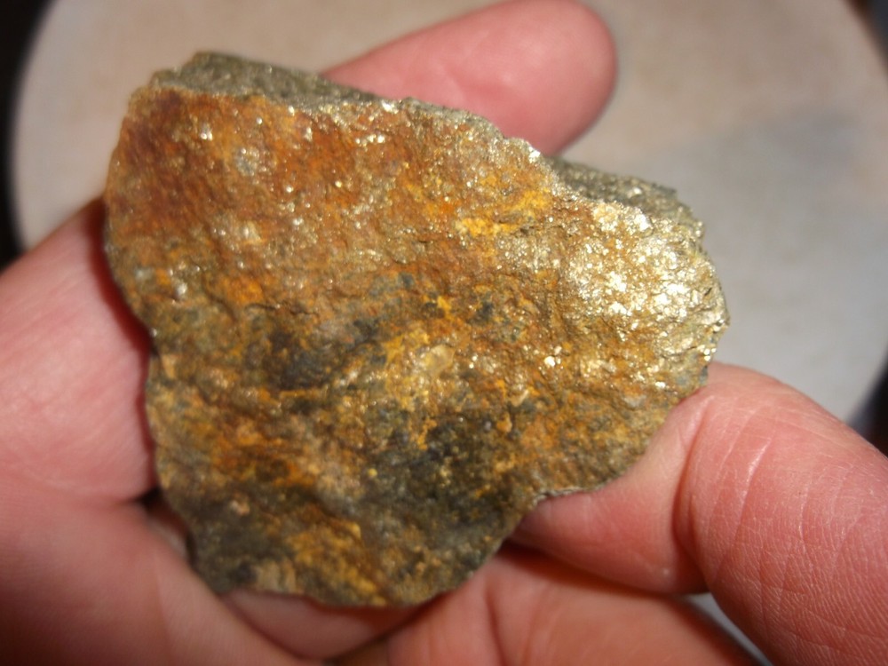 Gold, silver, copper, 61 grams samples ,ore high grade .