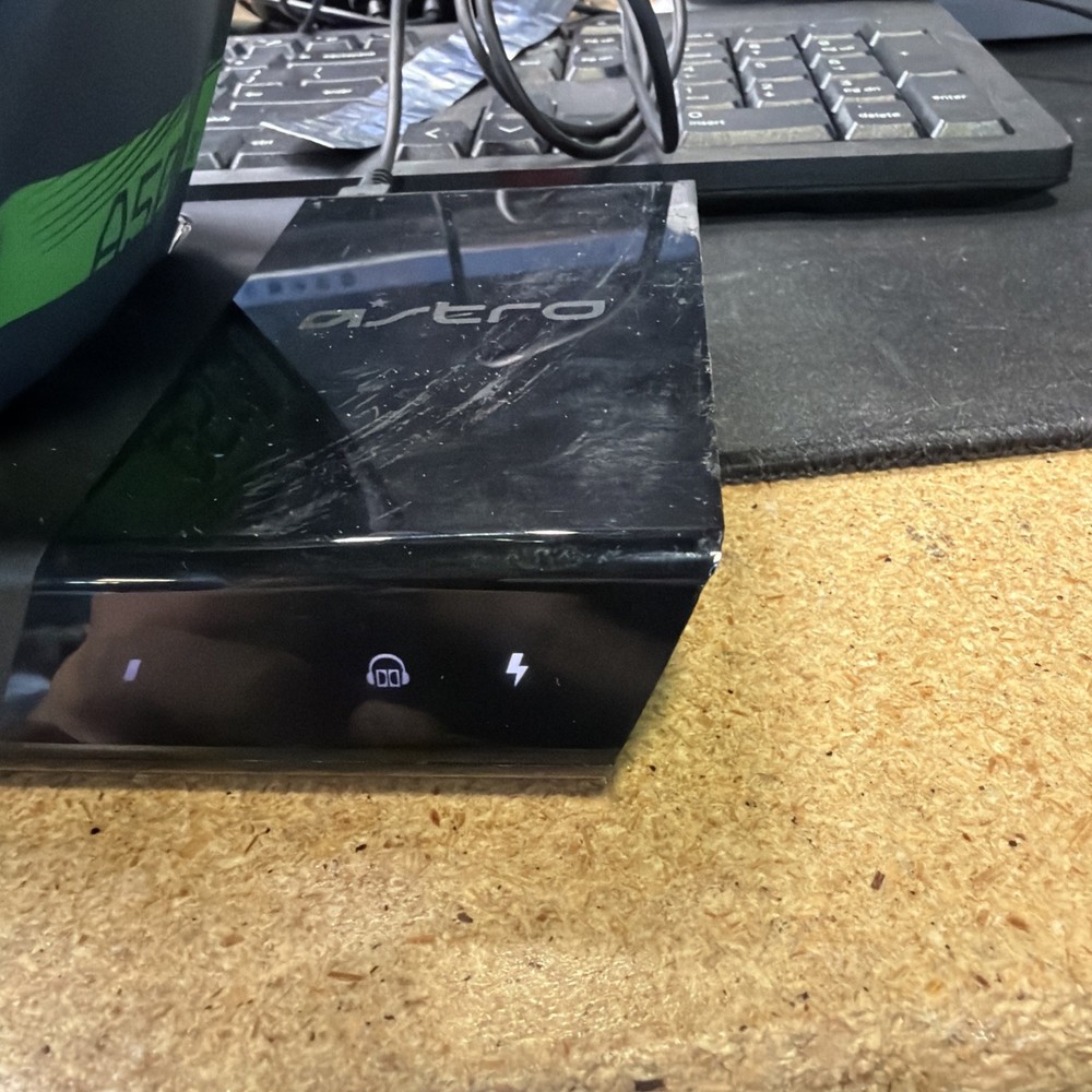 Astro A50 Wireless Gaming Headset Gen 3 + Base Station (Xbox & PC) Complete Set