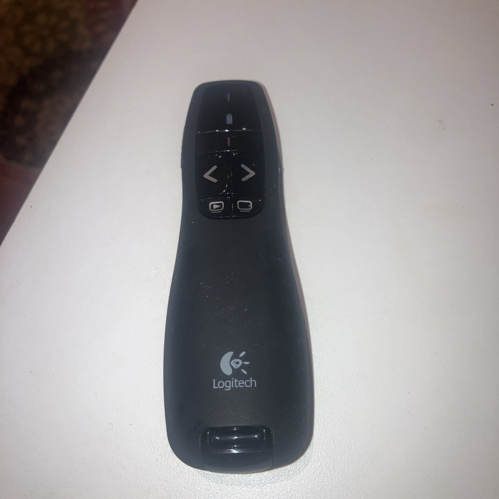 Logitech R400 Laser Presentation Remote - Black