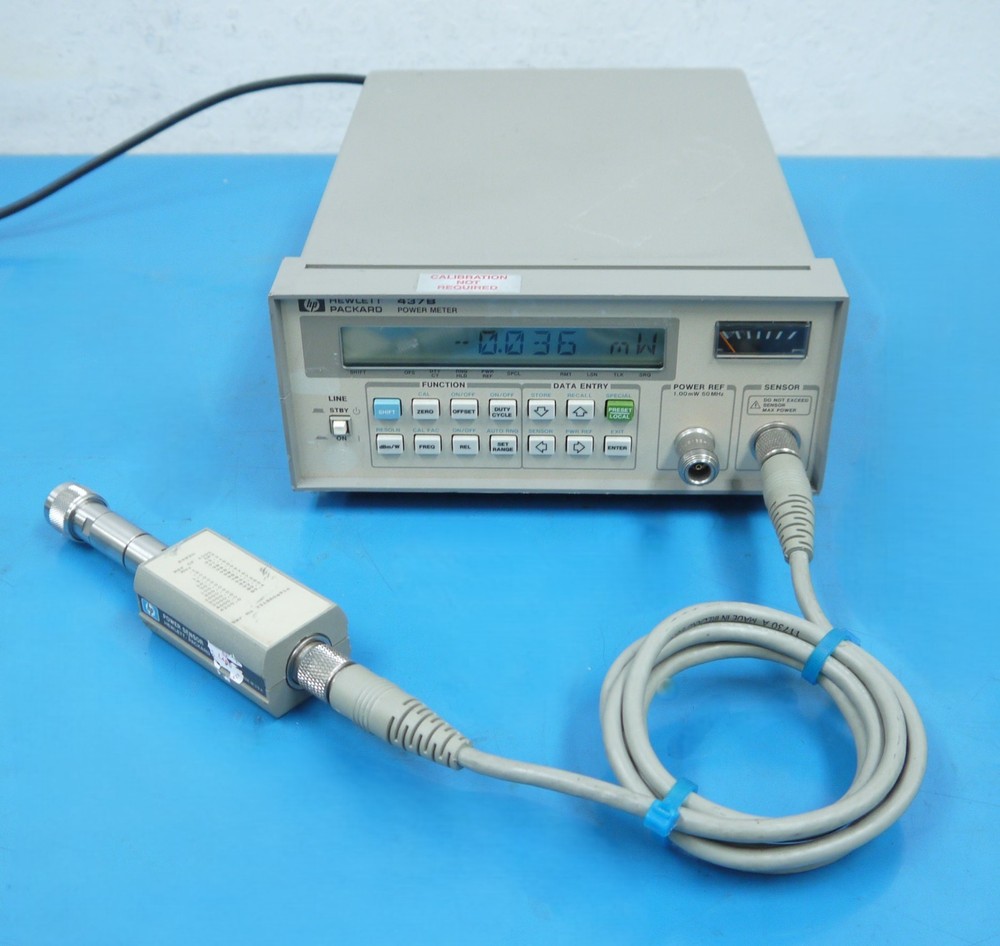 HP 437B Power Meter w/ HP 8482H Power Sensor