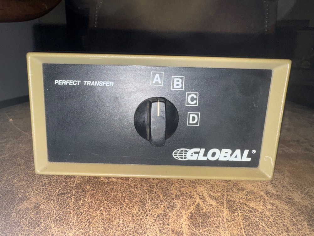Vintage Global Perfect Transfer Data Switch ABCD 1 input with 4 outputs