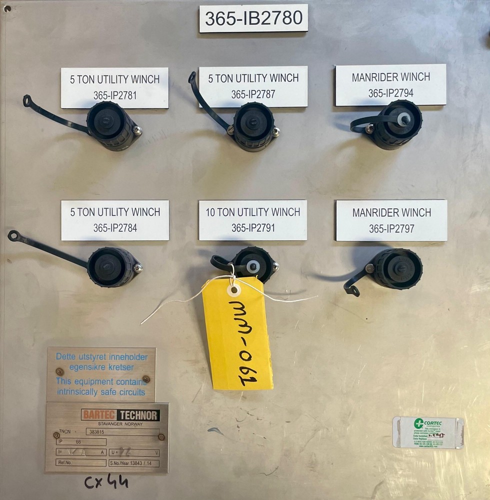 Cavotec Aker Solution 365-IB2780 Winch Remote Control Junction Box Bartec 383815