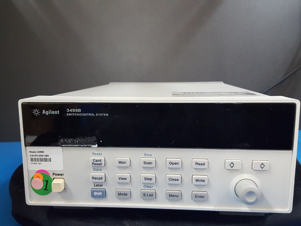 Agilent 3499B: Switch / Control System Main Frame (1389)