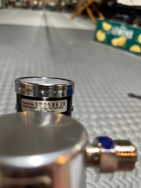 Iwata smart jet compressor and Iwata Eclipse airbrush