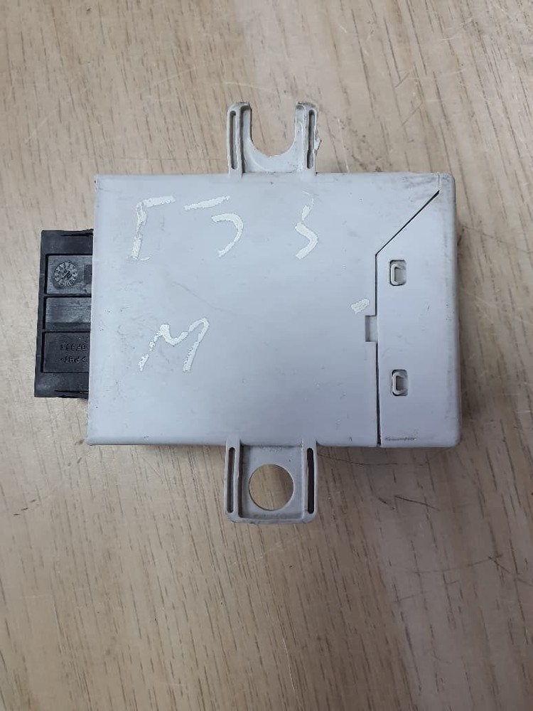 BMW Immobilizer Control Unit 6941985 E53 X5, E83 X3, and E85 Z4