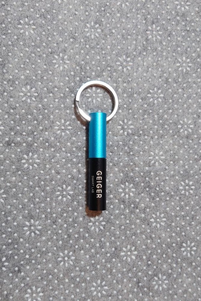 SMART LAB GEIGER Radiation Detector Compact Geiger Counter for iPhone Android