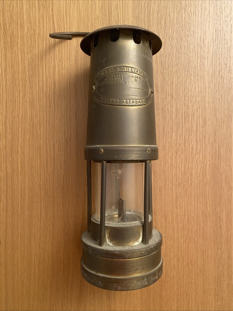 Miners Lamp E Thomas & Williams Ltd - Makers Aberdare - Cambrian Type No - Blank