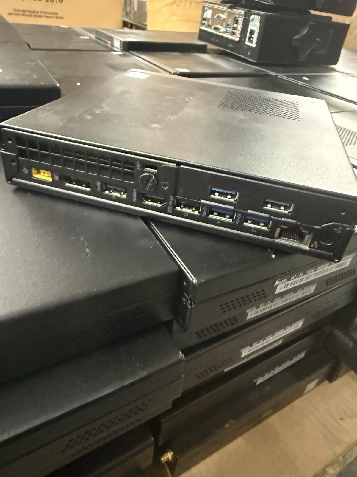 lenovo thinkcentre m920x Tiny (32gb Ram i5 8500)