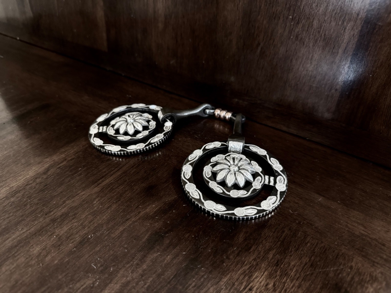 CLASSIC HANDMADE STERLING SILVER INLAY ACORNS SNAFFLE BIT MAKER MARKED GARCIA