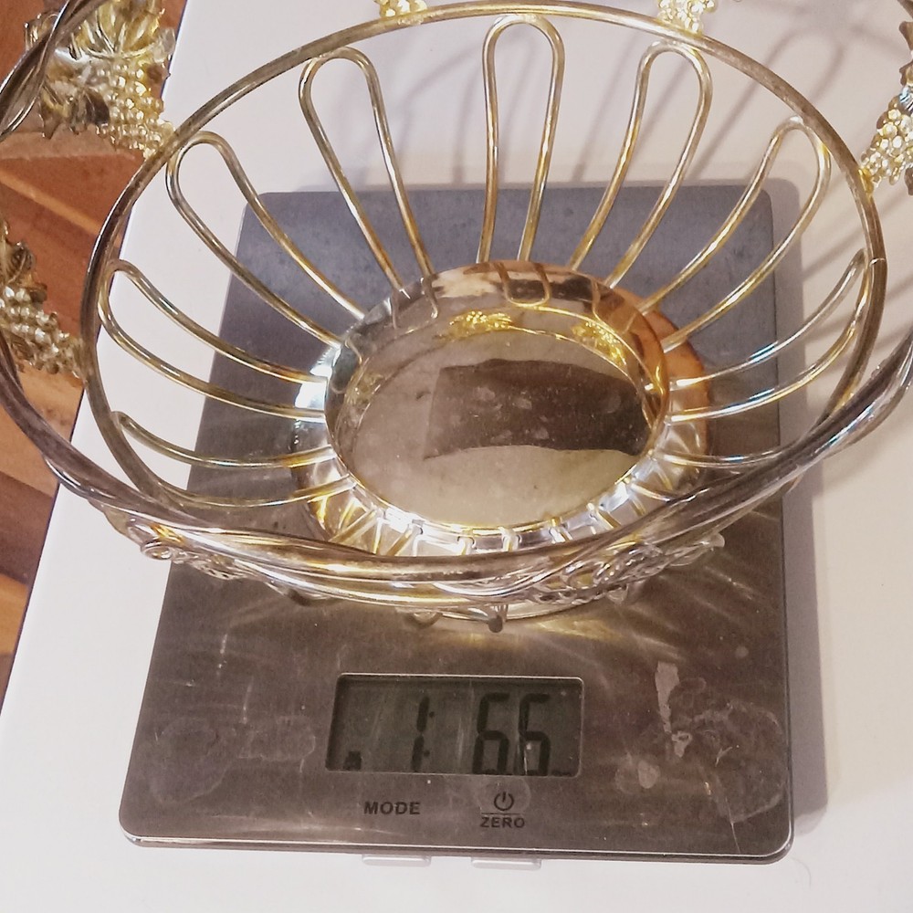 VTG Studio Silversmiths Wire Fruit Bread Basket Ornate Grape Clusters (read)