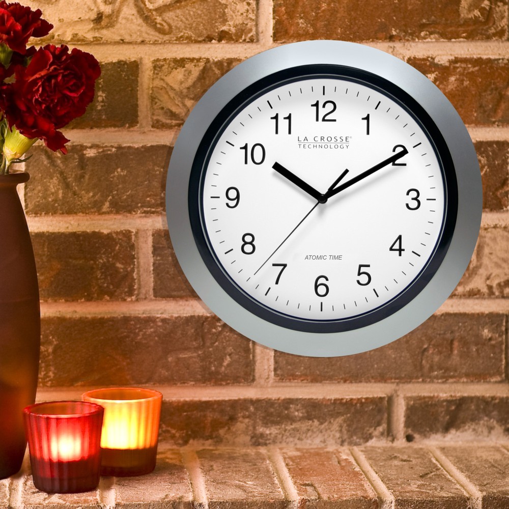 WT-3102S La Crosse Technology 10" Atomic Wall Clock - Silver NIB (Internet Box)