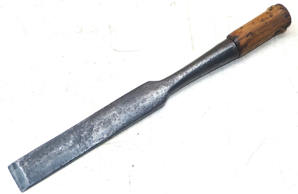Long Vintage 1½” Socketed Timber Framing Chisel INV18714