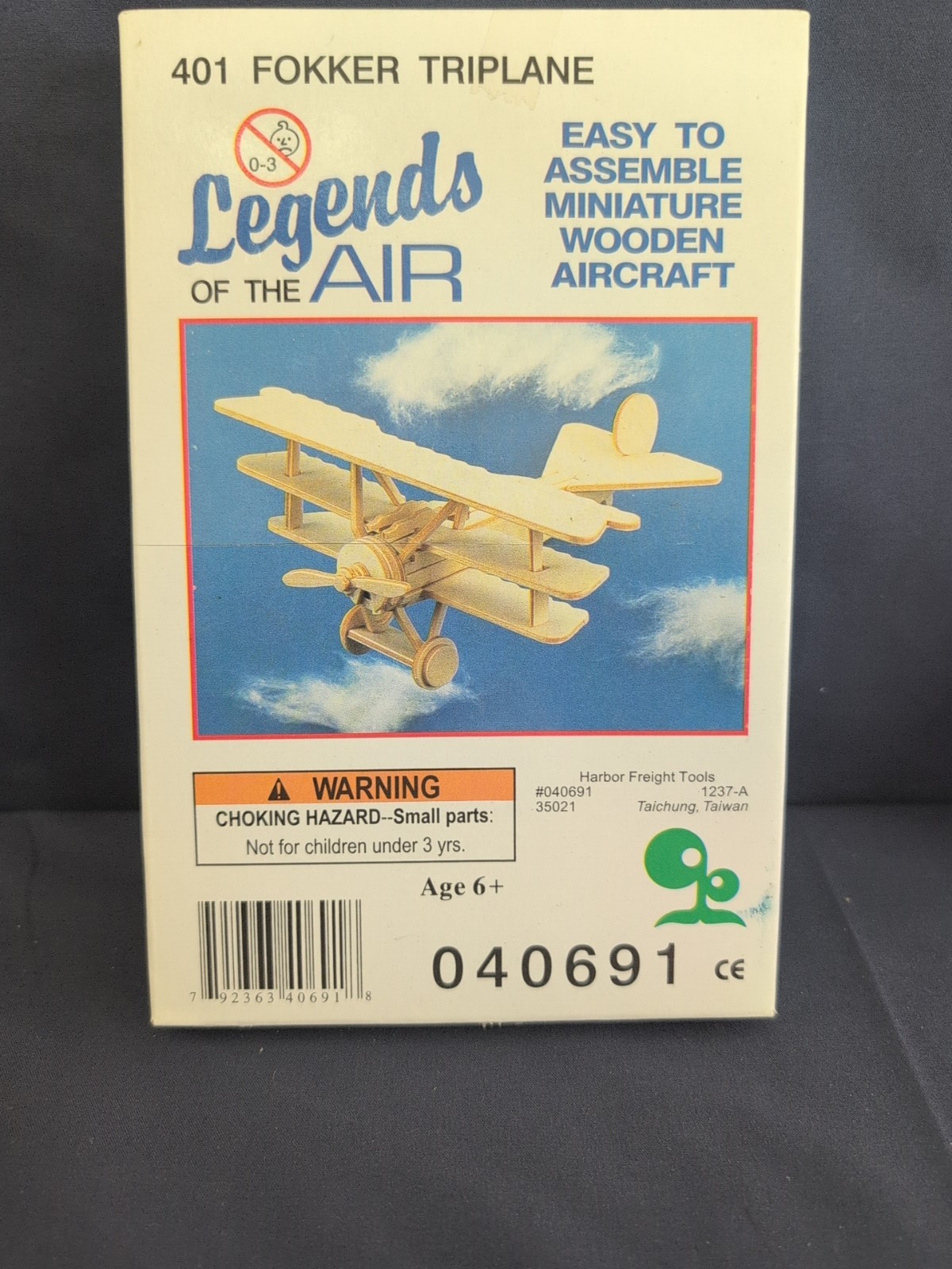 Harbor Freight Legends of the Air Wood Model Kits Fokker Triplane & Nieuport 17