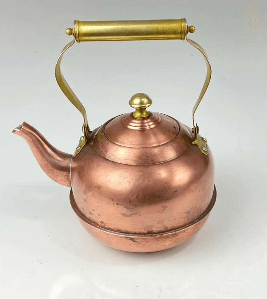 Vintage Copper Kettle Teapot & Moveable Handle 9" AG1506