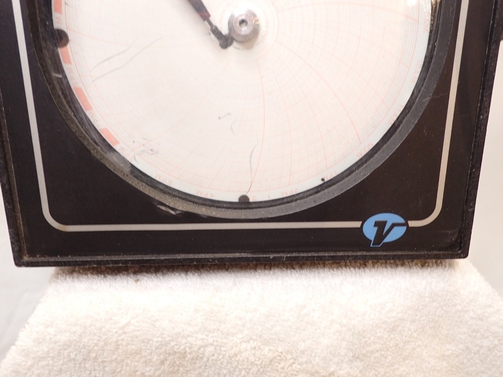 United Electric Type 652 Temperature Recorder/Controller Model 13138