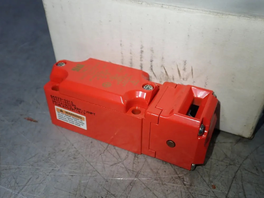 STI SAFETY INTERLOCK SWITCH T4011