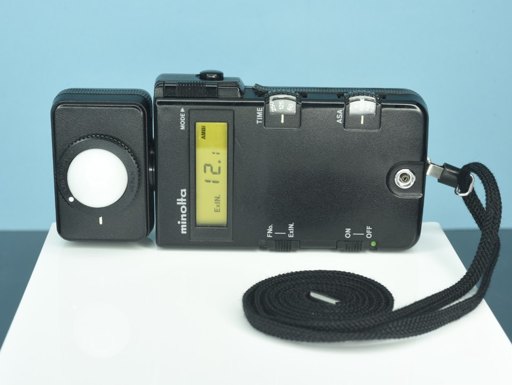 Minolta Flash Meter III w/Spherical Diffuser, new Batteries &Case tested working