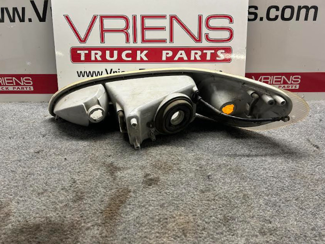 PETERBILT P54-6010R RH HEADLIGHT