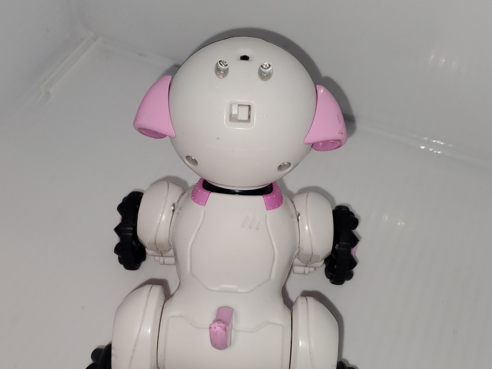 WoWWee Chippies Chippella Interactive Pup Remote Control. Needs REMOTE.RARE HTF
