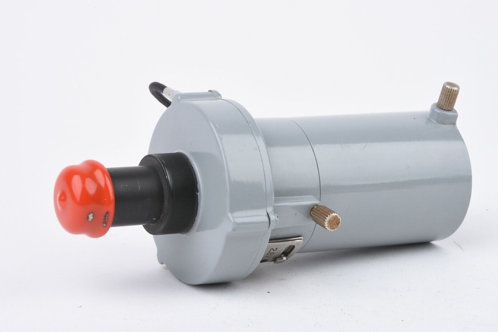 Microscope Adapter w/2.8X - 5X Magnification and Built-in Shutter + Cable