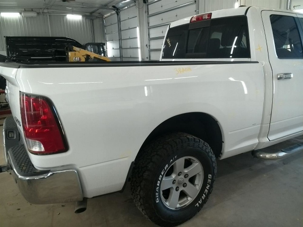 RAM1500 2012 Jack 104778662