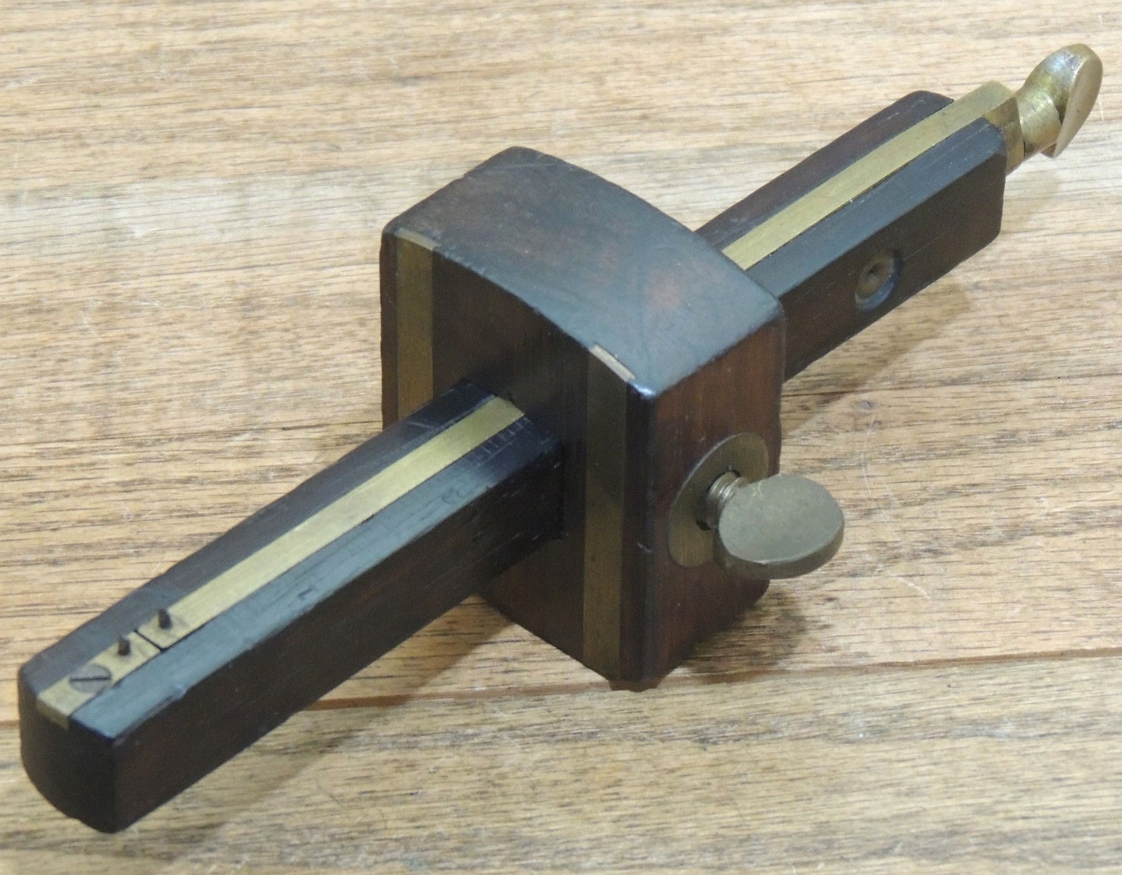 UNMARKED ROSEWOOD/BRASS MORTISE GAUGE-ANTIQUE HAND TOOL-MARKING