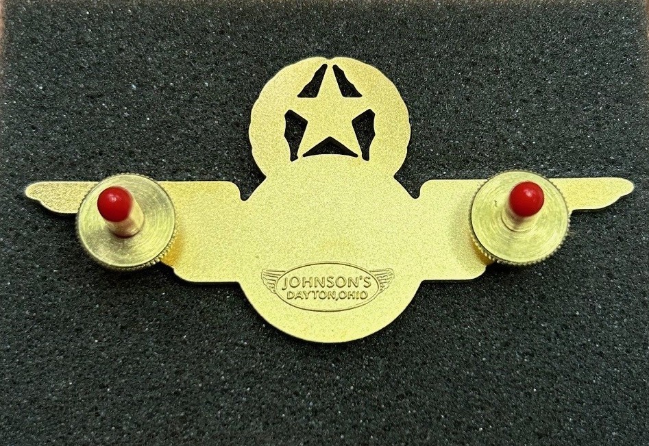 Alaska Airline Captain Wing (Screw & Nut backing)