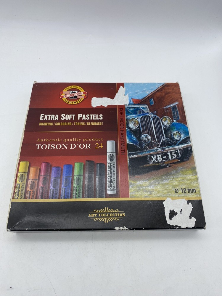 Artist's Extra Soft Round Dry Chalks - Assorted Pack of 24