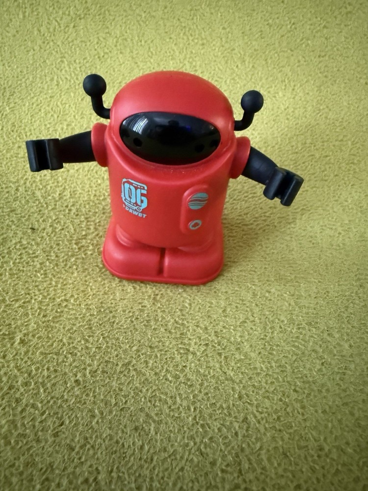 Mukikim Tracerbot Mini Inductive Robot Toy Tested