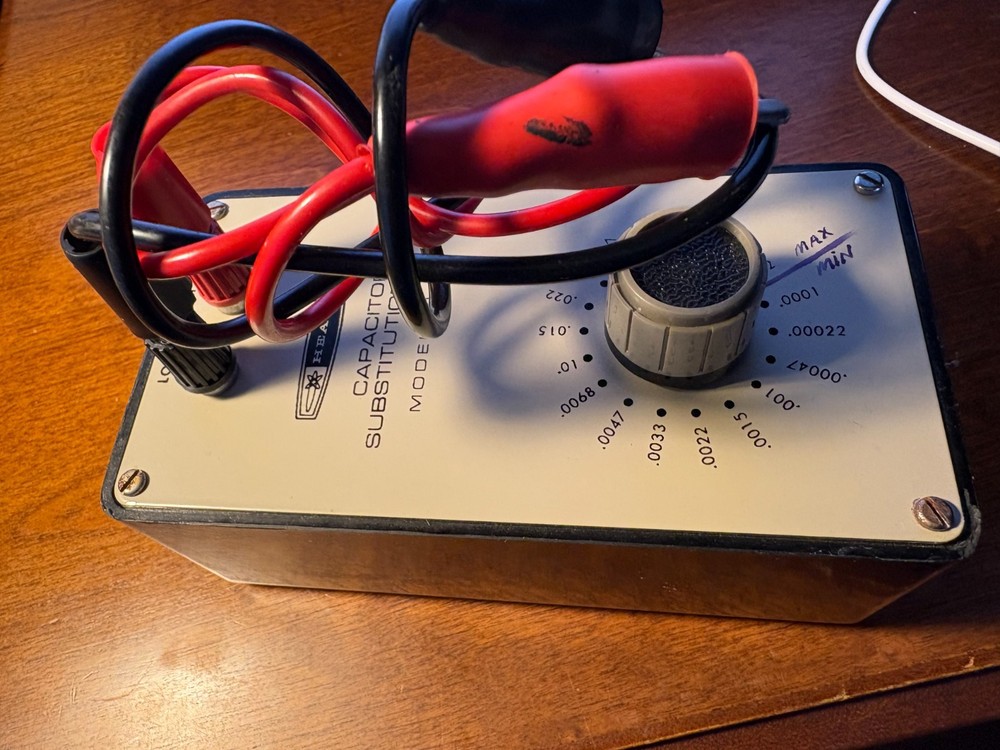 HEATHKIT VINTAGE Capacitor Substitution Box Model IN- 47, HAM Radio NOT TESTED