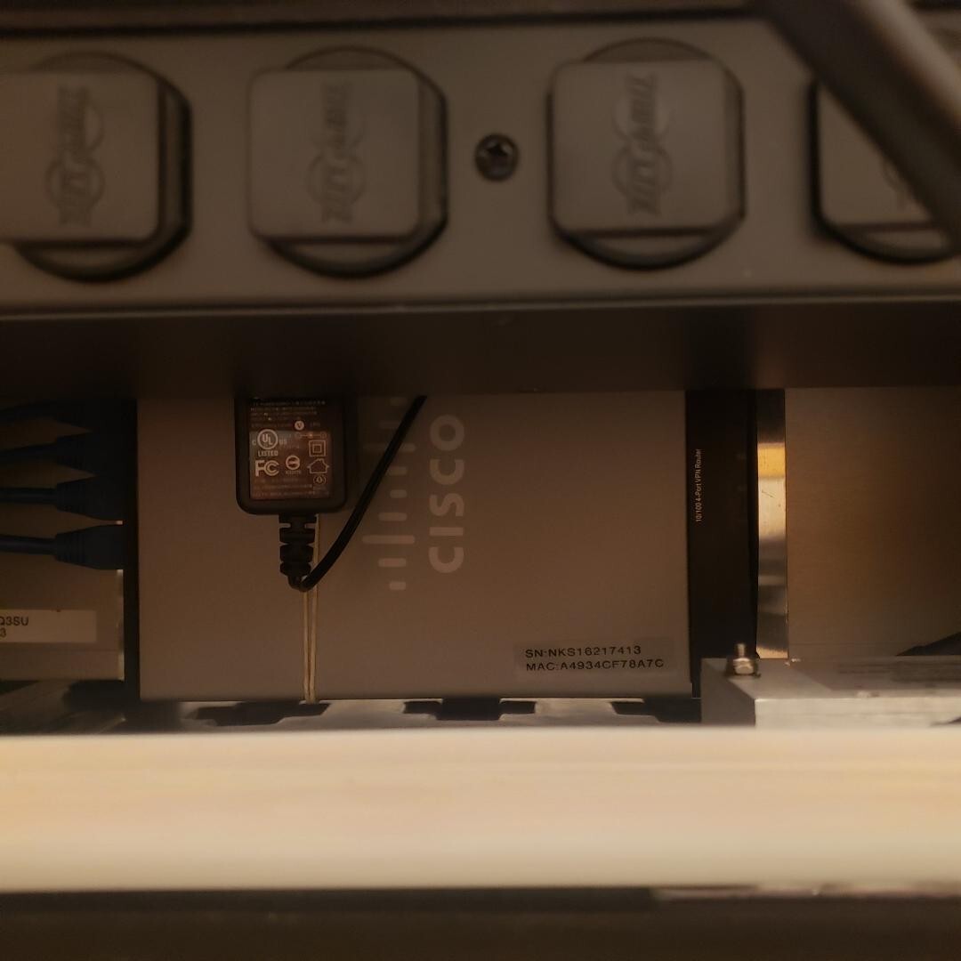 Cerdec ? Army Military Communications 16 Channel Chatterbox