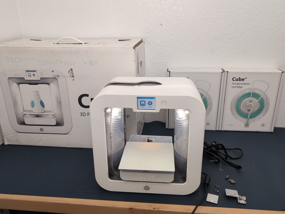 Cube 3D Printer Model 39220 White