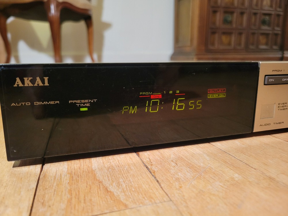 AKAI DT-M33 timer digital quartz clock 3 program settings ez on/off button