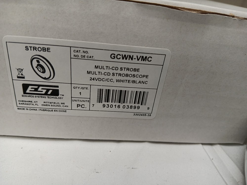 Edwards Signaling GCWN-VMC Standard Range Multi-Candela Ceiling Strobe