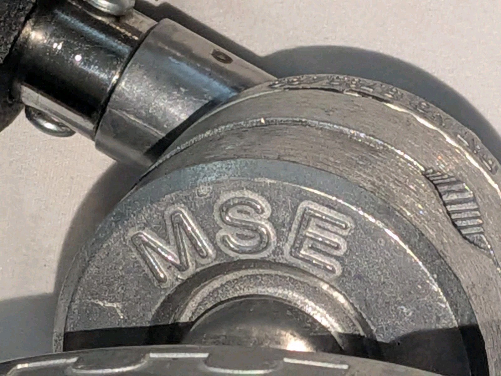 (2) MATTHEWS 429762 Studio Light Hanger Beam CLAMPS w/ MSE Hollywood Grip Heads