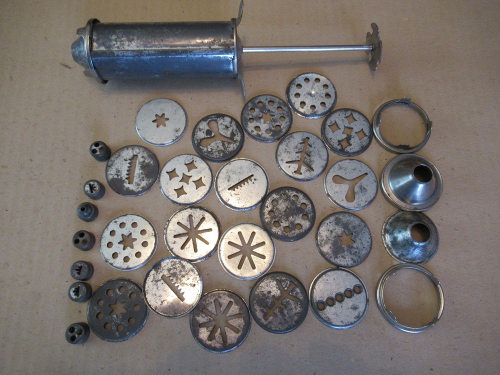 Vintage Combination Cake Decorator and Cookie Maker