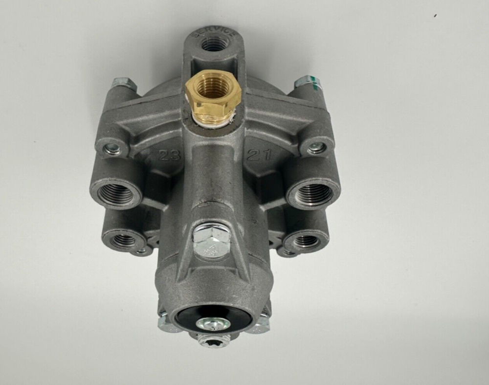 RE-6 Emergency Relay Valve Ref. # Bendix 281865, H-30198