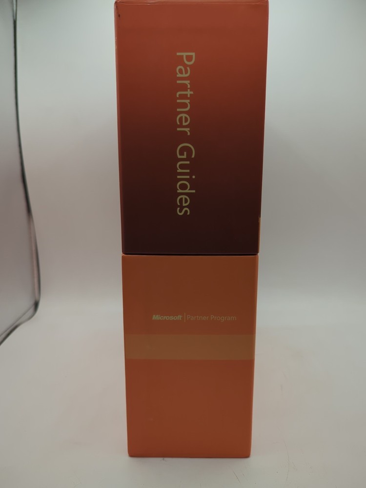 Microsoft Partner Guides 2004-2005 SEALED - CS10