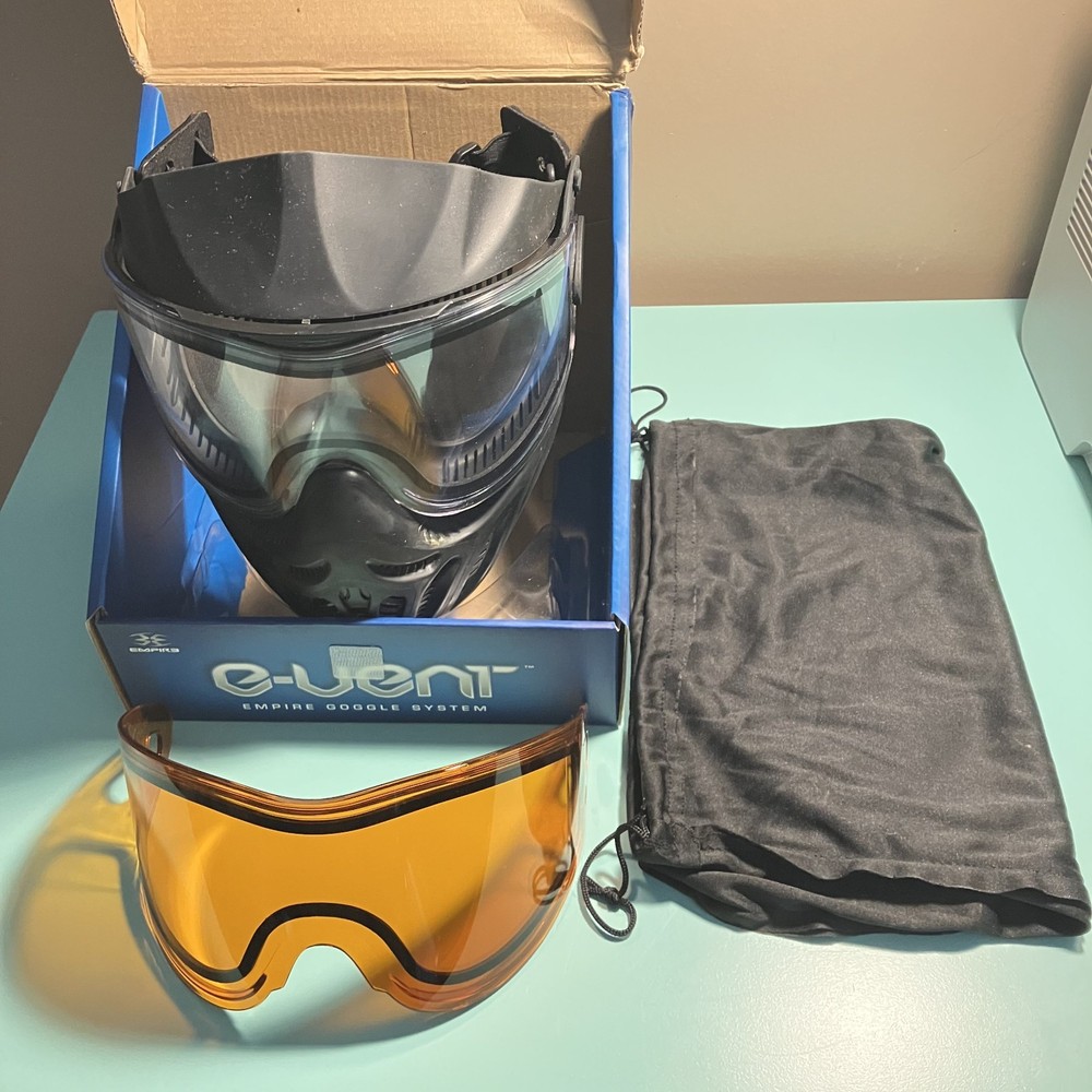 Empire E-VENT black paintball mask