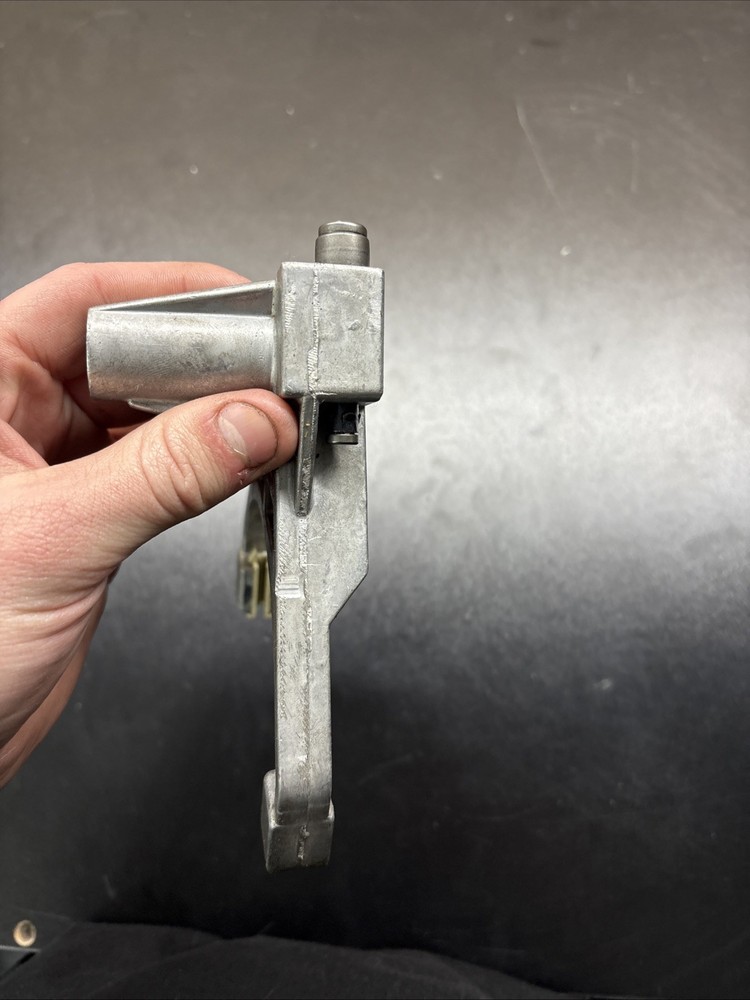 Borg warner transfer case shift fork 13-54-096-002 Borg warner shift fork