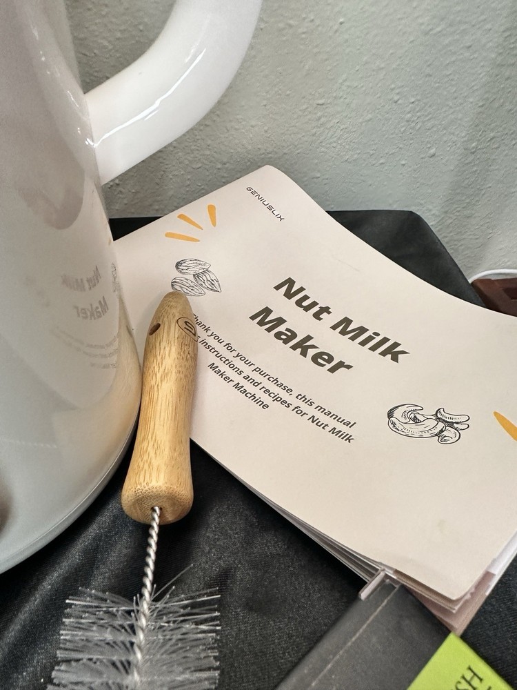 Geniuslix Automatic Vegan Nut Milk Maker Machine 24 oz Bundle In Box