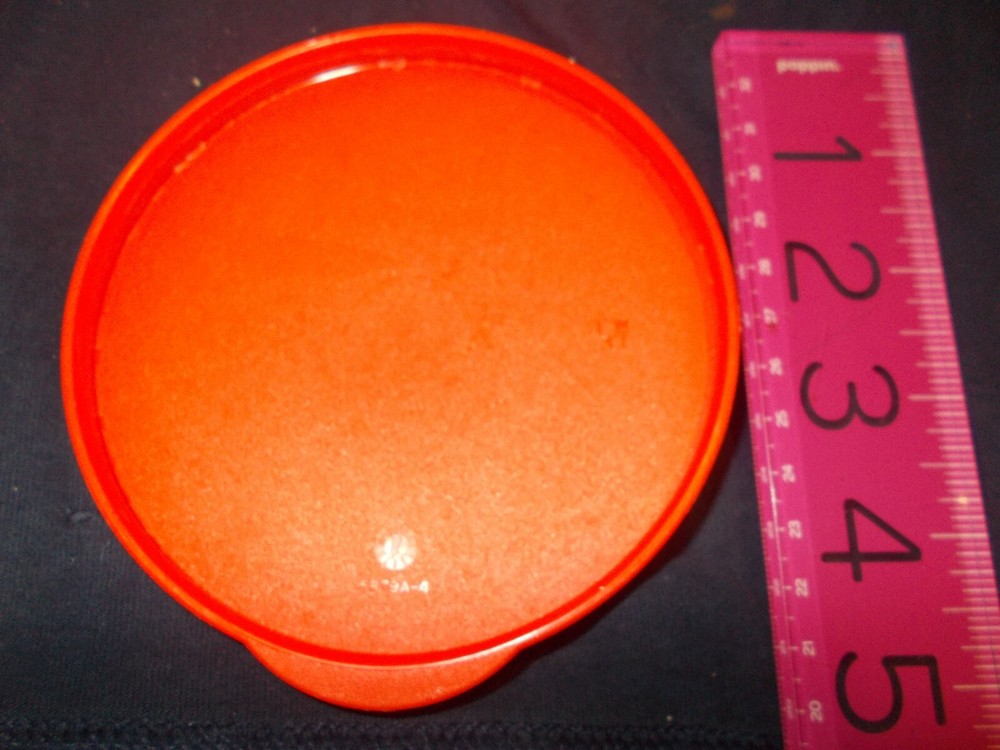 Tupperware Red Orange Circle Divided Canister Replacement Lid 5879A-4