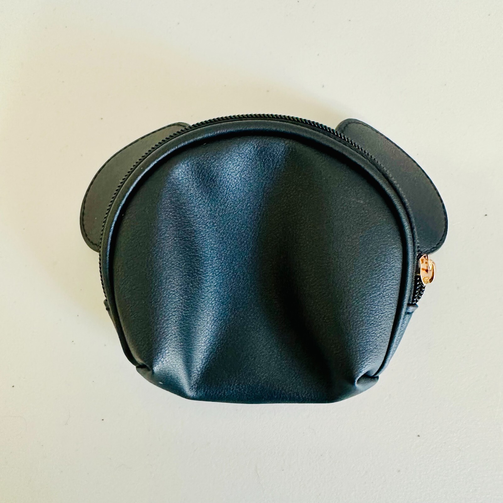 BIOWORLD MICKEY MOUSE 4-PIECE WRISTLET WALLET CARDHOLDER COSMETIC CASE GIFT SET