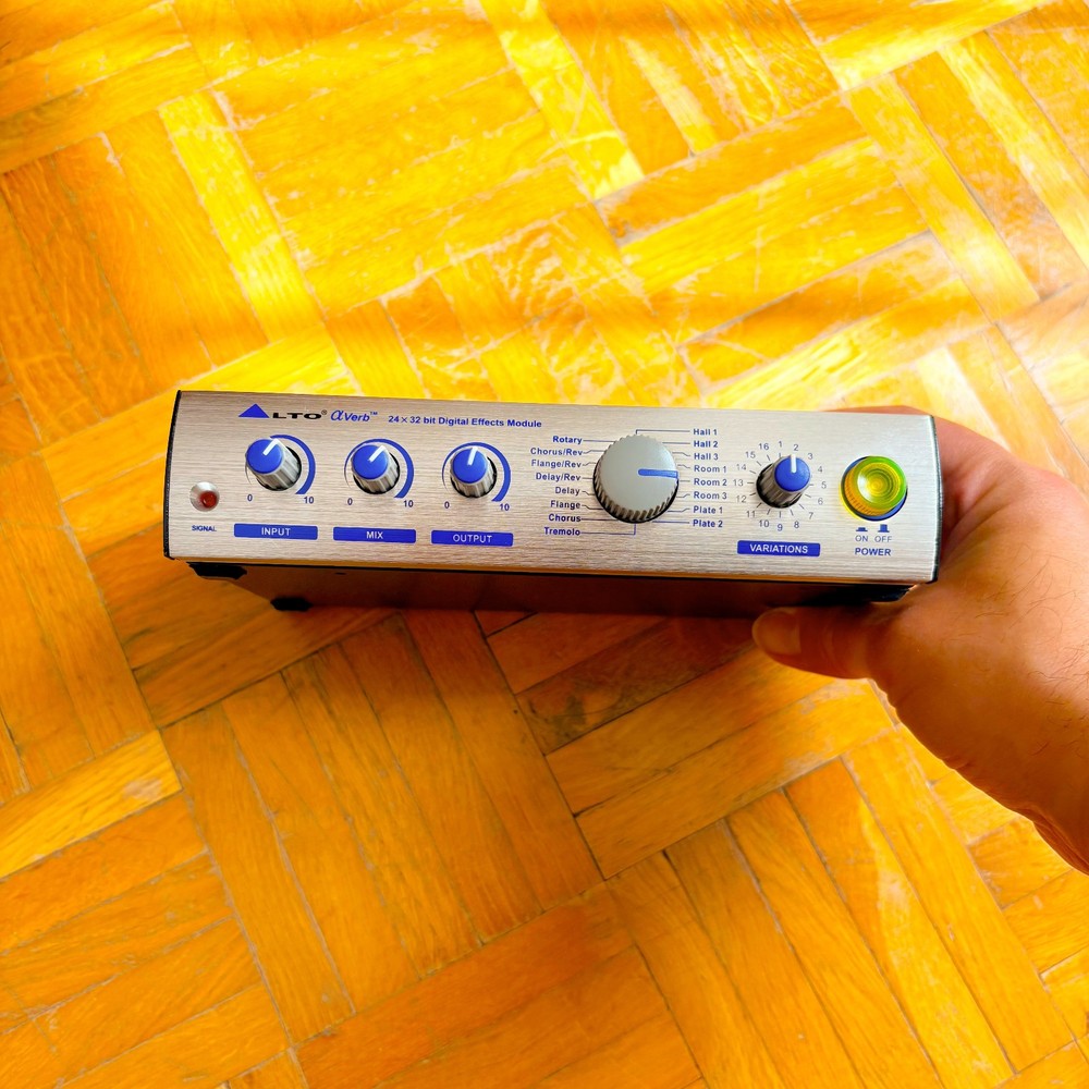 Alto Professional AlphaVerb Digital Effects Processor (32-bit) - Tested!