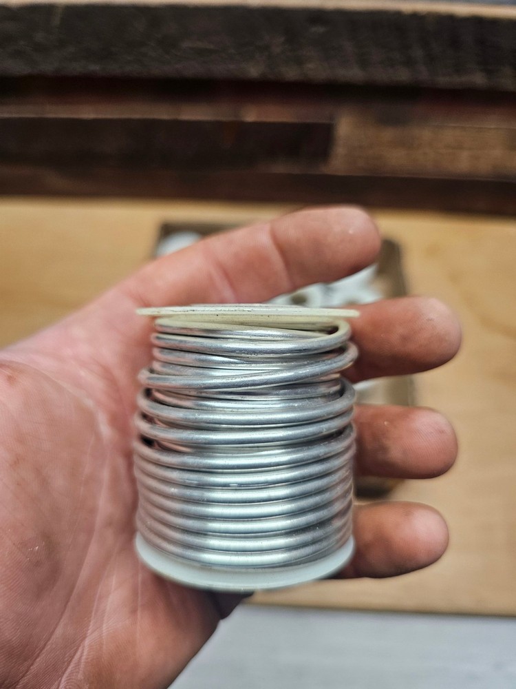Solder Roll - Plumbing - 1 Pound rolls    (  4 rolls  )