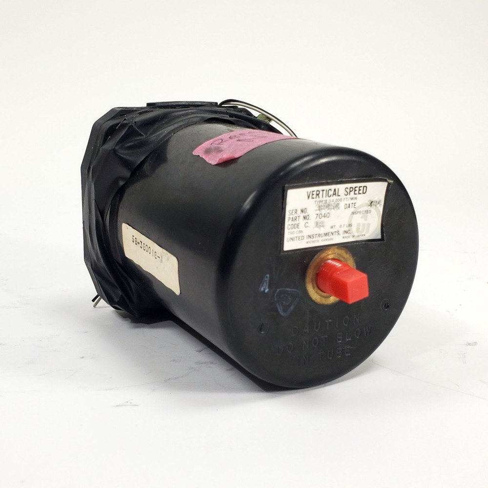 United Instruments Vertical Speed Indicator P/N 7040 - Working When Removed
