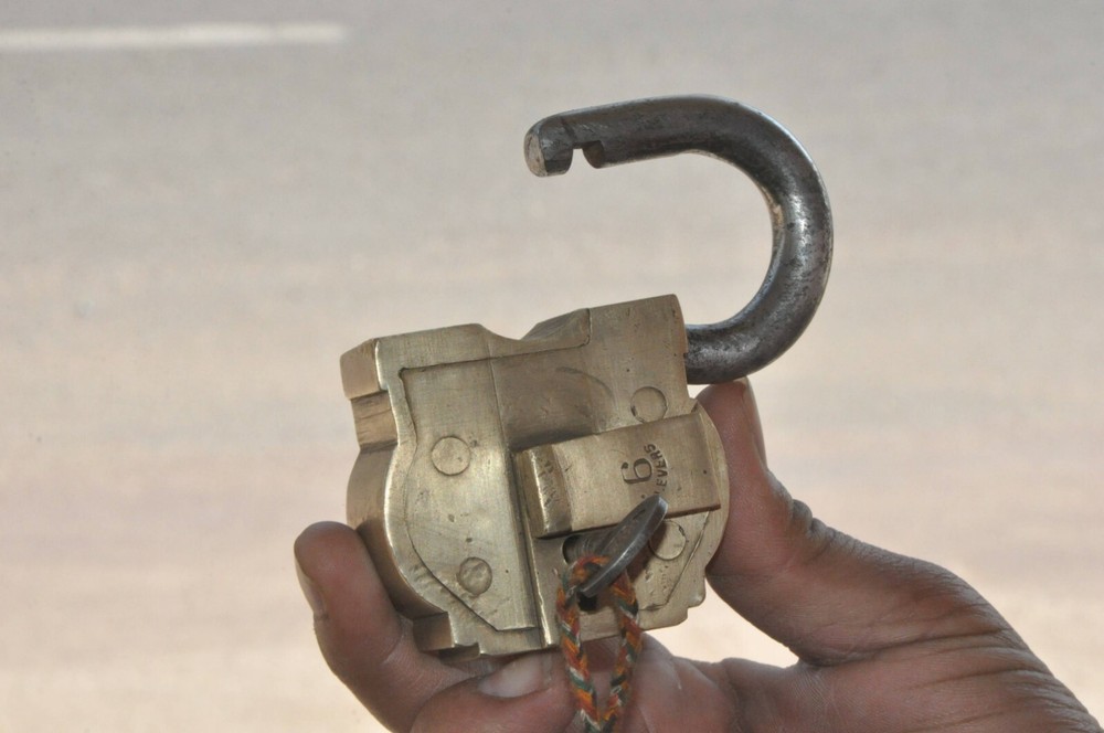 Vintage Brass Handcrafted Unique Shape 6 Levers unique Shape Padlocks