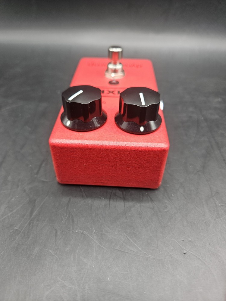 MXR DynaComp Compressor Guitar Effects Pedal